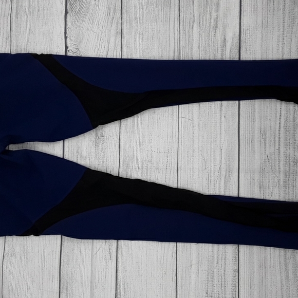 Fabletics Leggings Womens Black Mesh Leg Athletic Leggings Size XS - Picture 7 of 9